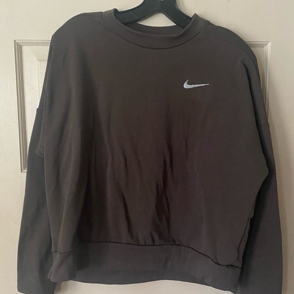Nike running crop top sweatshirt. Size medium, dark gray. In very good shape - Picture 1 of 2